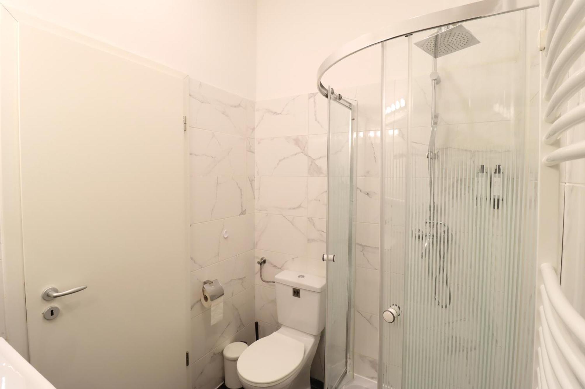A13 Downtown Apartments With Parking Budapest Extérieur photo