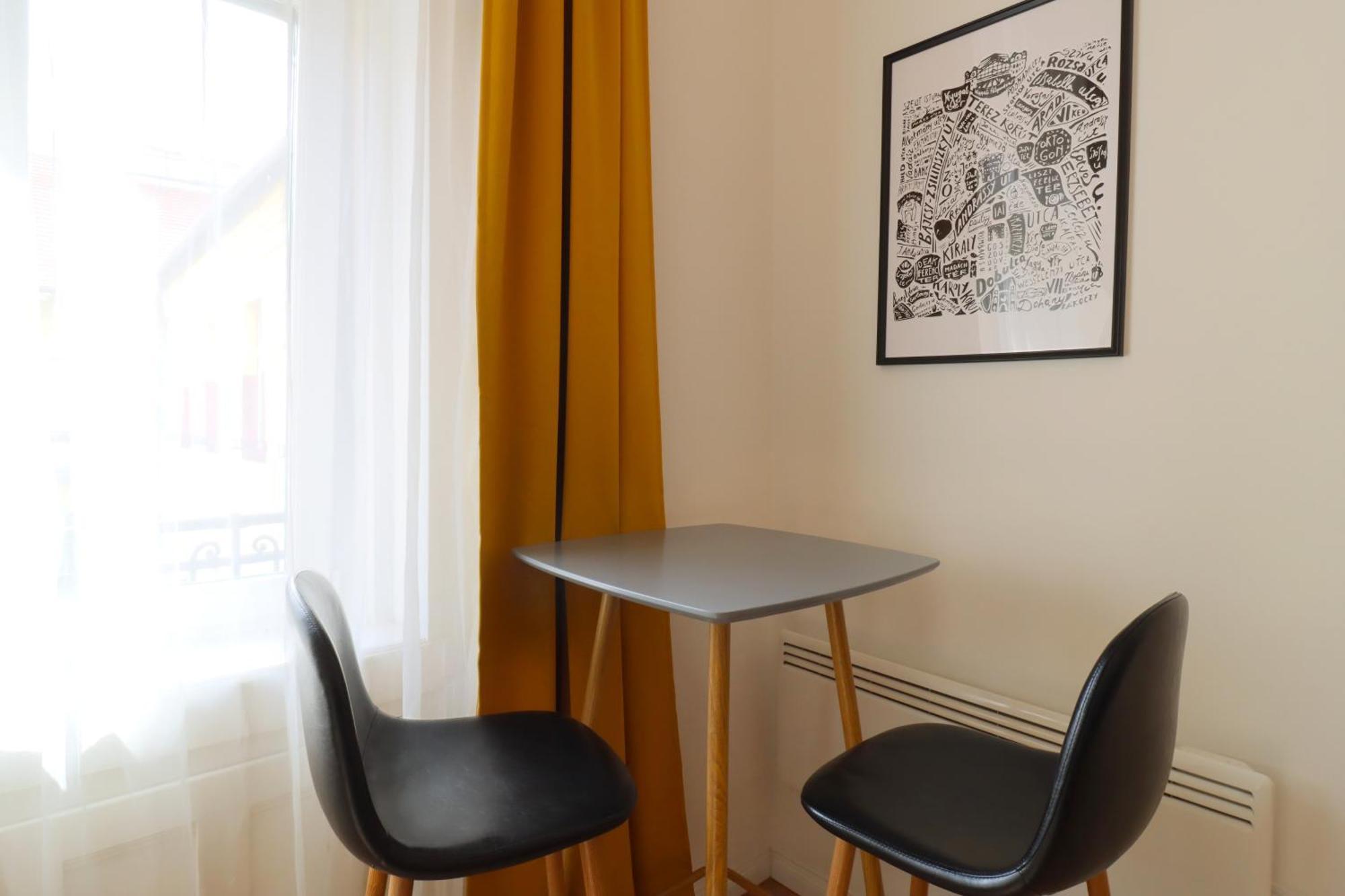 A13 Downtown Apartments With Parking Budapest Extérieur photo