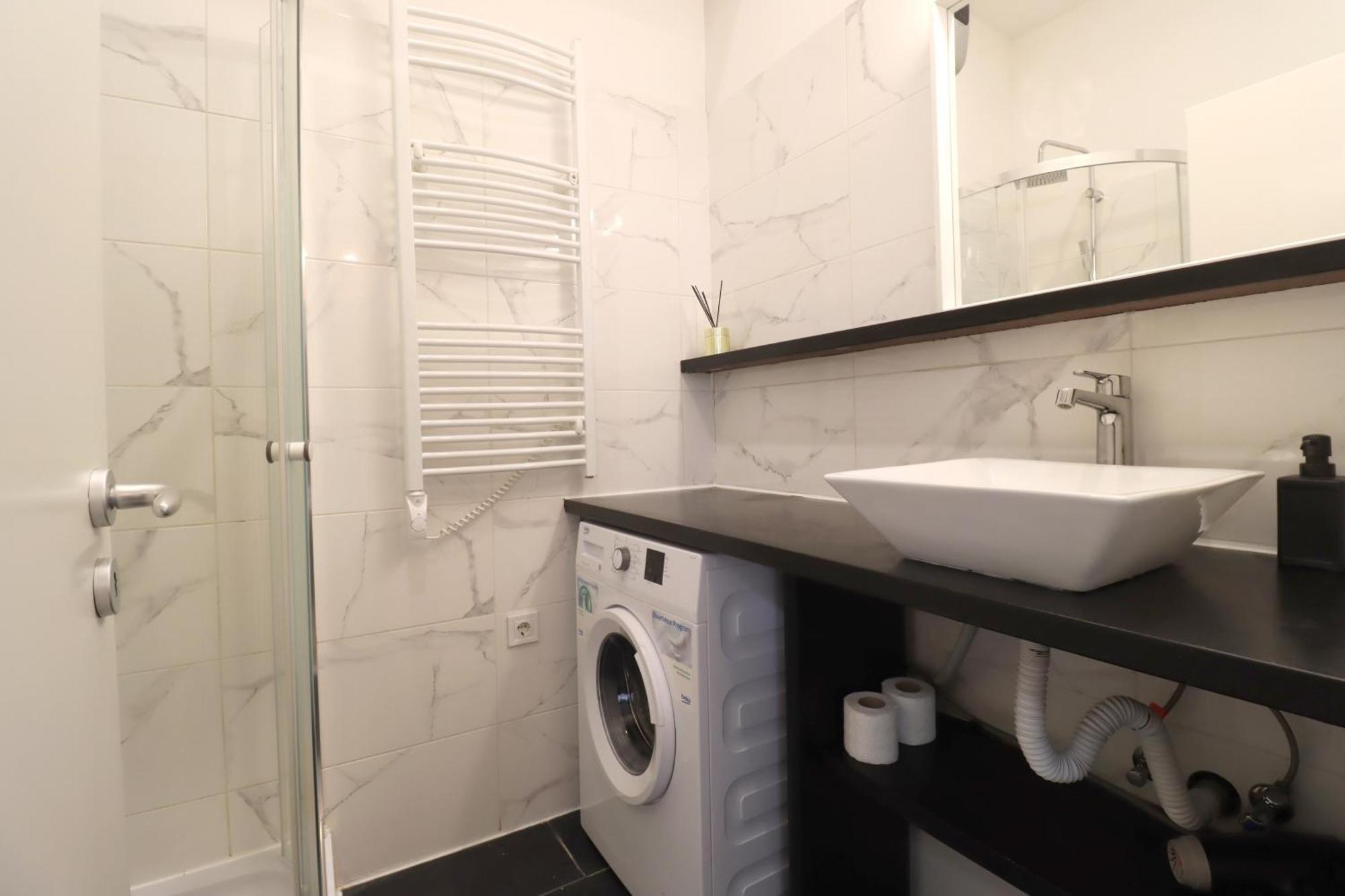 A13 Downtown Apartments With Parking Budapest Extérieur photo